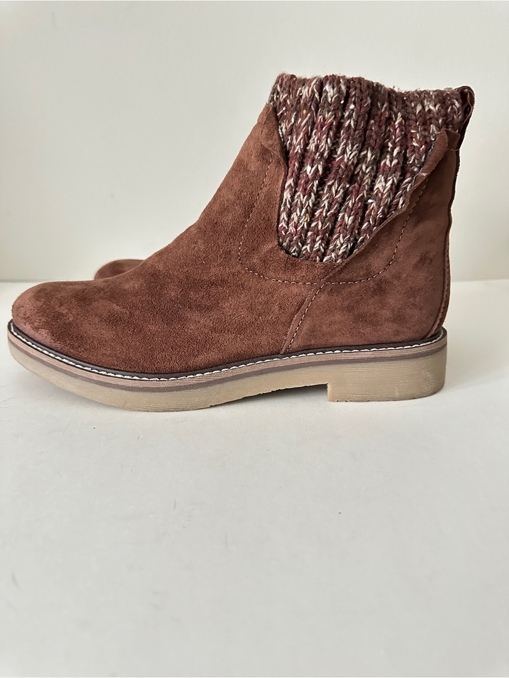New Comfortiva Rawnie Ankle Bootie Brown Suede with Brownish Pull On, Sz 9M